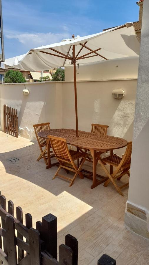 טורביאניקה Casa Roberto Beach מראה חיצוני תמונה