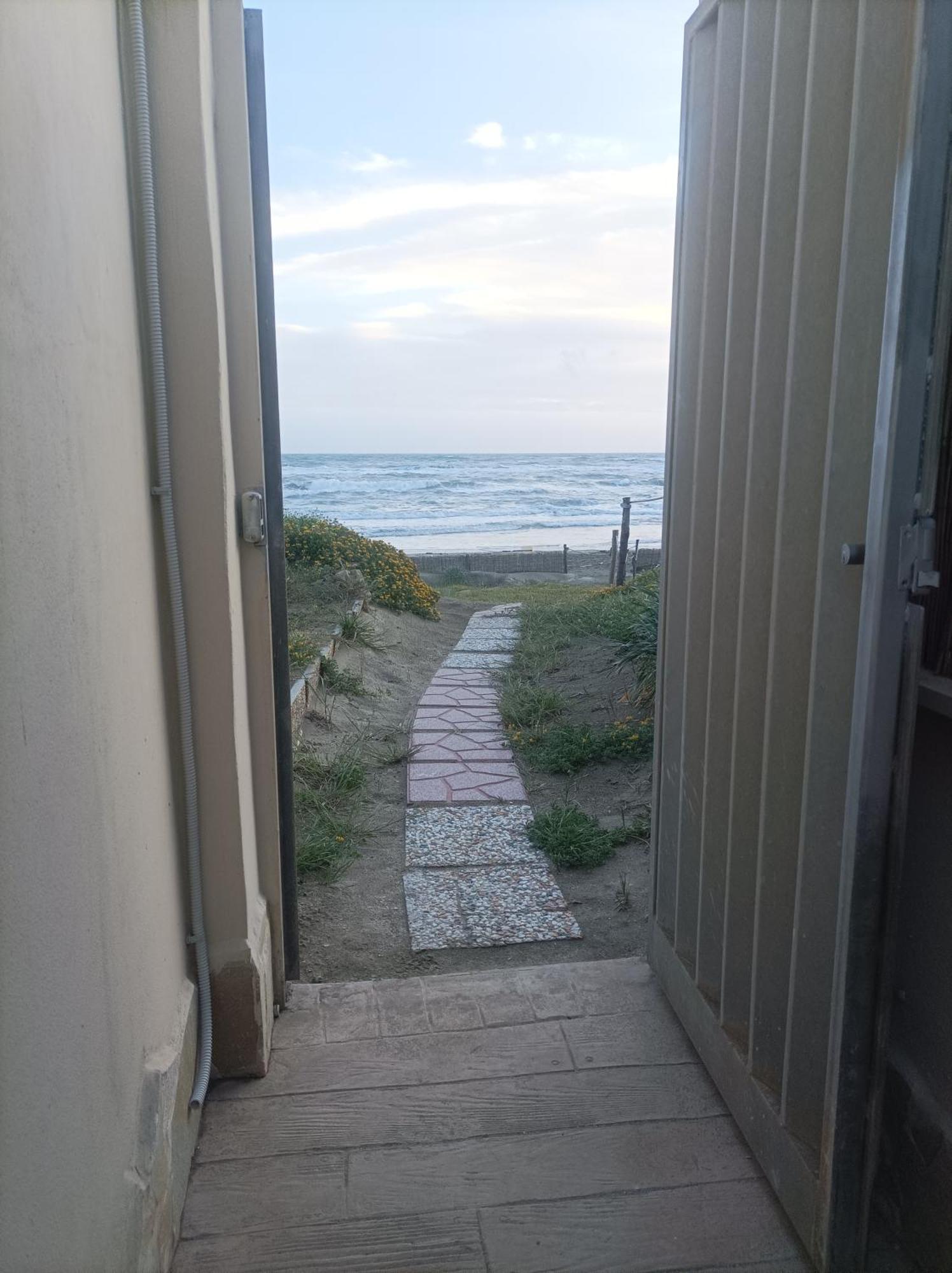 טורביאניקה Casa Roberto Beach מראה חיצוני תמונה